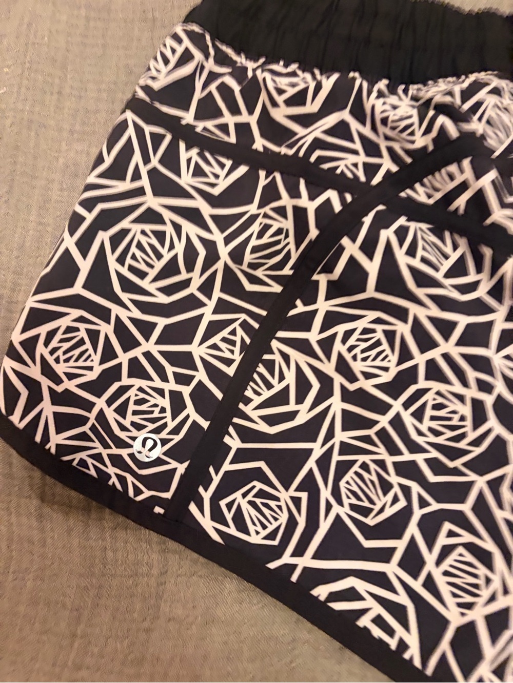 lululemon athletica Black & White Floral-Print Athletic Shorts - Picture 3 of 5
